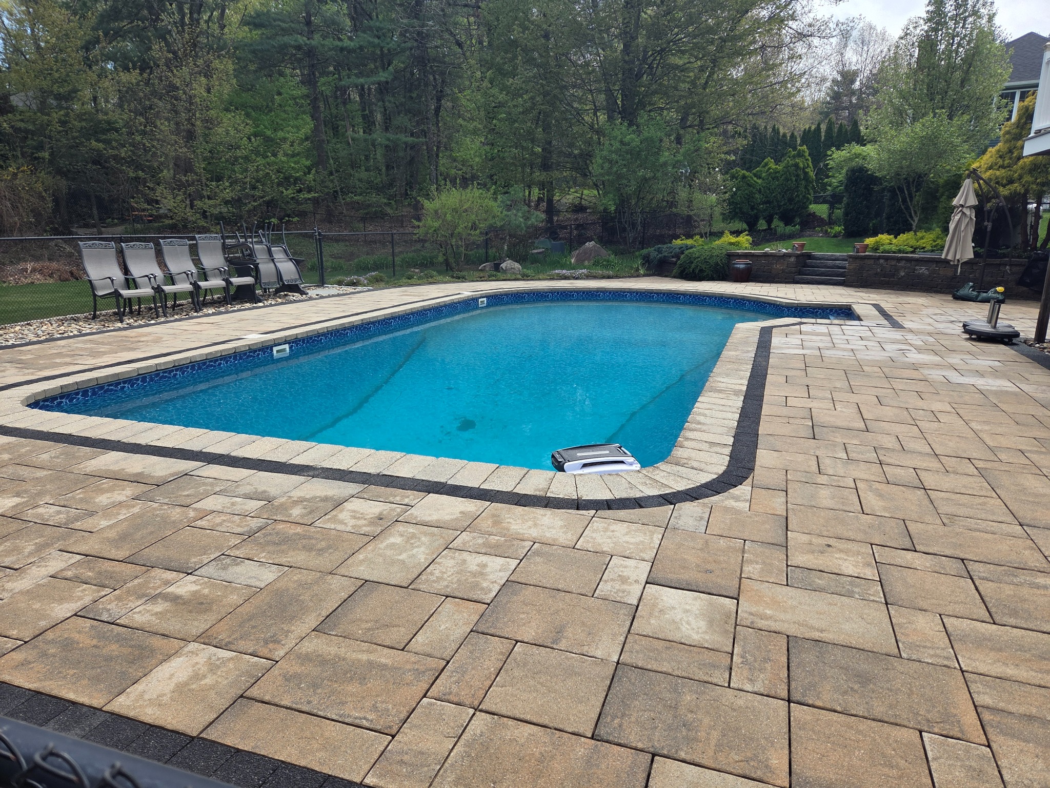 Pool deck after joint restoration